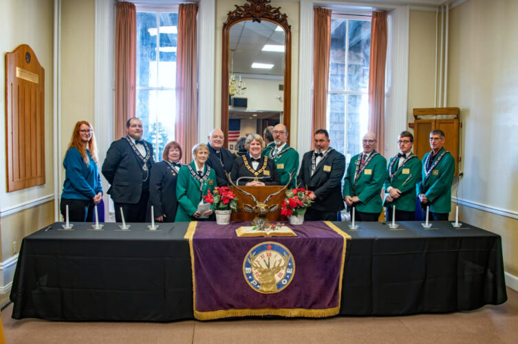 Bellefonte Elks remember its members  at special service